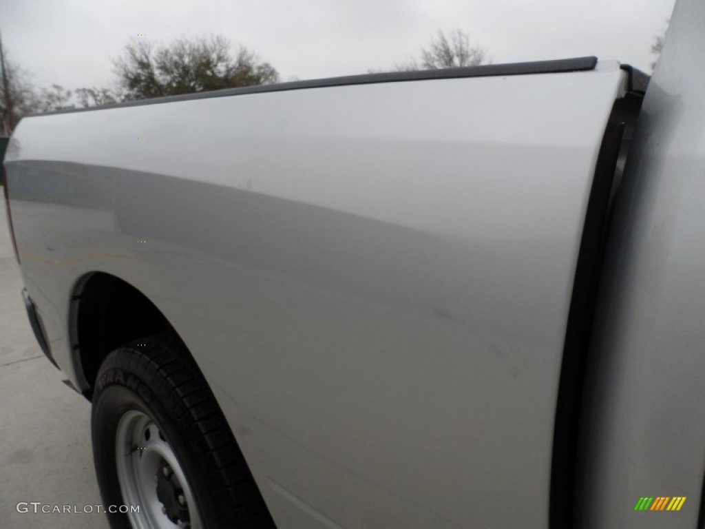 2010 Ram 1500 ST Quad Cab - Bright Silver Metallic / Dark Slate/Medium Graystone photo #14