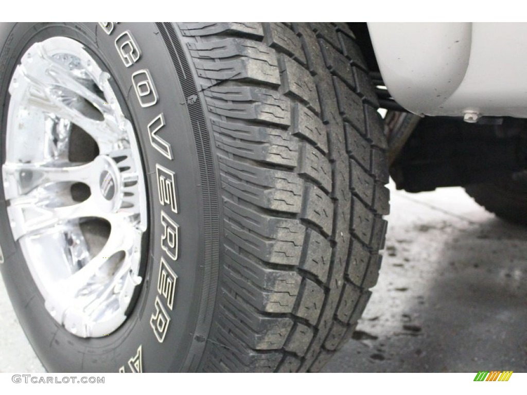 2004 Silverado 1500 Z71 Regular Cab 4x4 - Silver Birch Metallic / Dark Charcoal photo #28