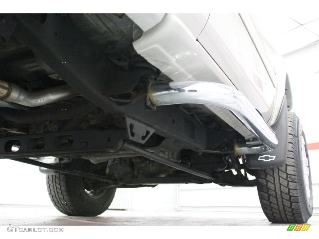 2004 Silverado 1500 Z71 Regular Cab 4x4 - Silver Birch Metallic / Dark Charcoal photo #30