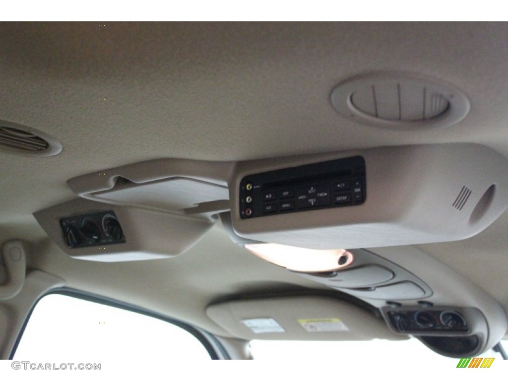 2003 Ford Excursion Eddie Bauer Controls Photo #61694584