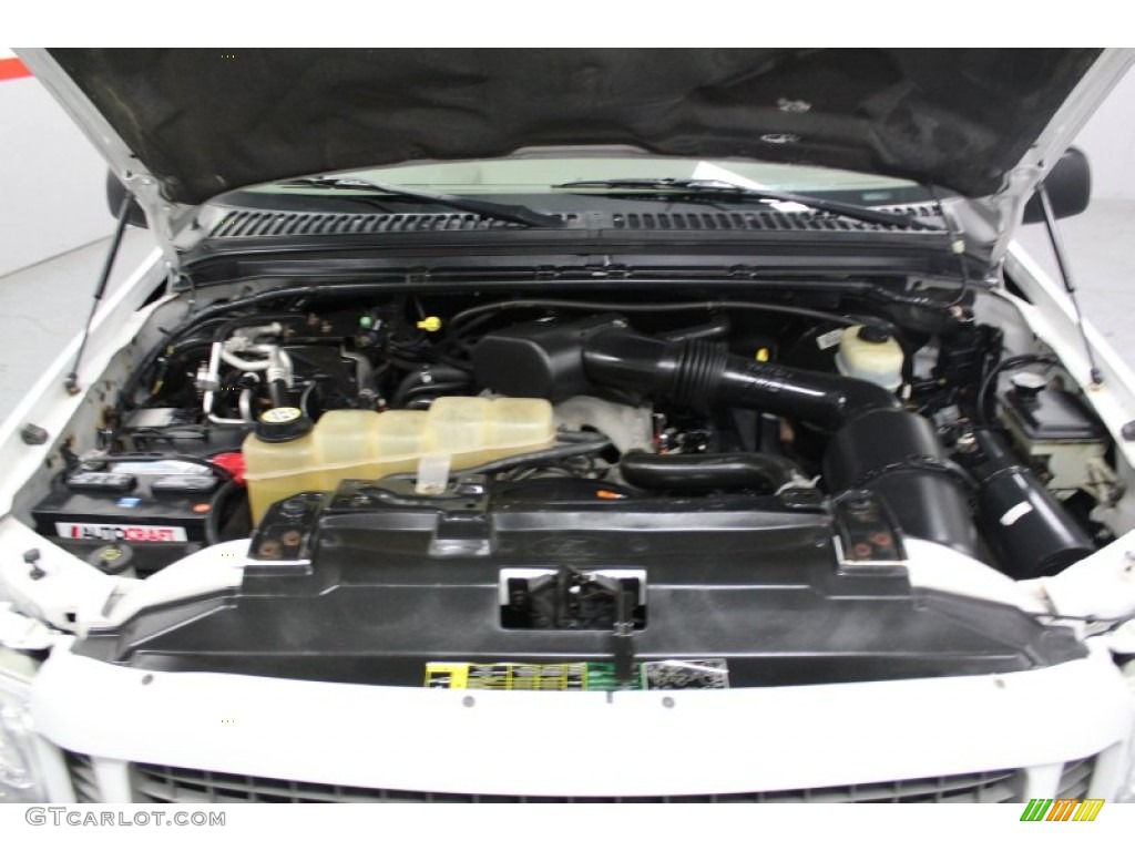 2003 Ford Excursion Eddie Bauer 6.8 Liter SOHC 20-Valve V10 Engine Photo #61694710