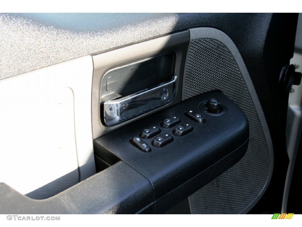 2006 F150 FX4 SuperCrew 4x4 - Silver Metallic / Black/Medium Flint photo #36