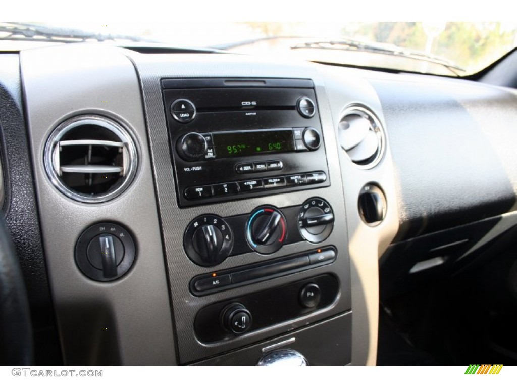 2006 F150 FX4 SuperCrew 4x4 - Silver Metallic / Black/Medium Flint photo #60