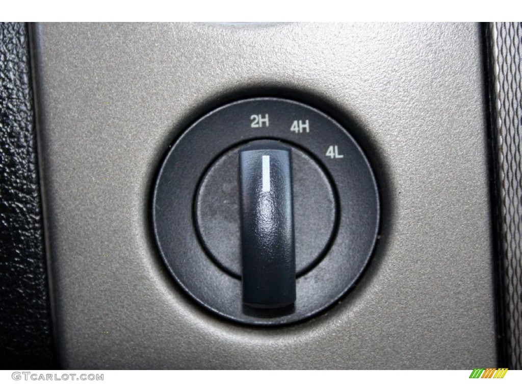 2006 F150 FX4 SuperCrew 4x4 - Silver Metallic / Black/Medium Flint photo #70