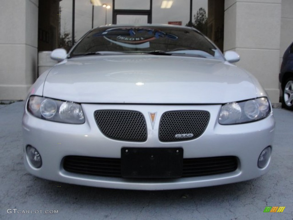 2004 GTO Coupe - Quicksilver Metallic / Black photo #6