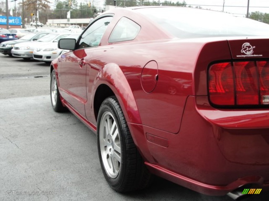 2005 Mustang GT Premium Coupe - Redfire Metallic / Dark Charcoal photo #11