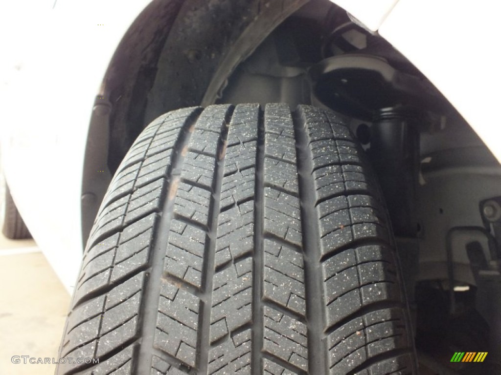 2010 Cobalt LT Sedan - Summit White / Ebony photo #42