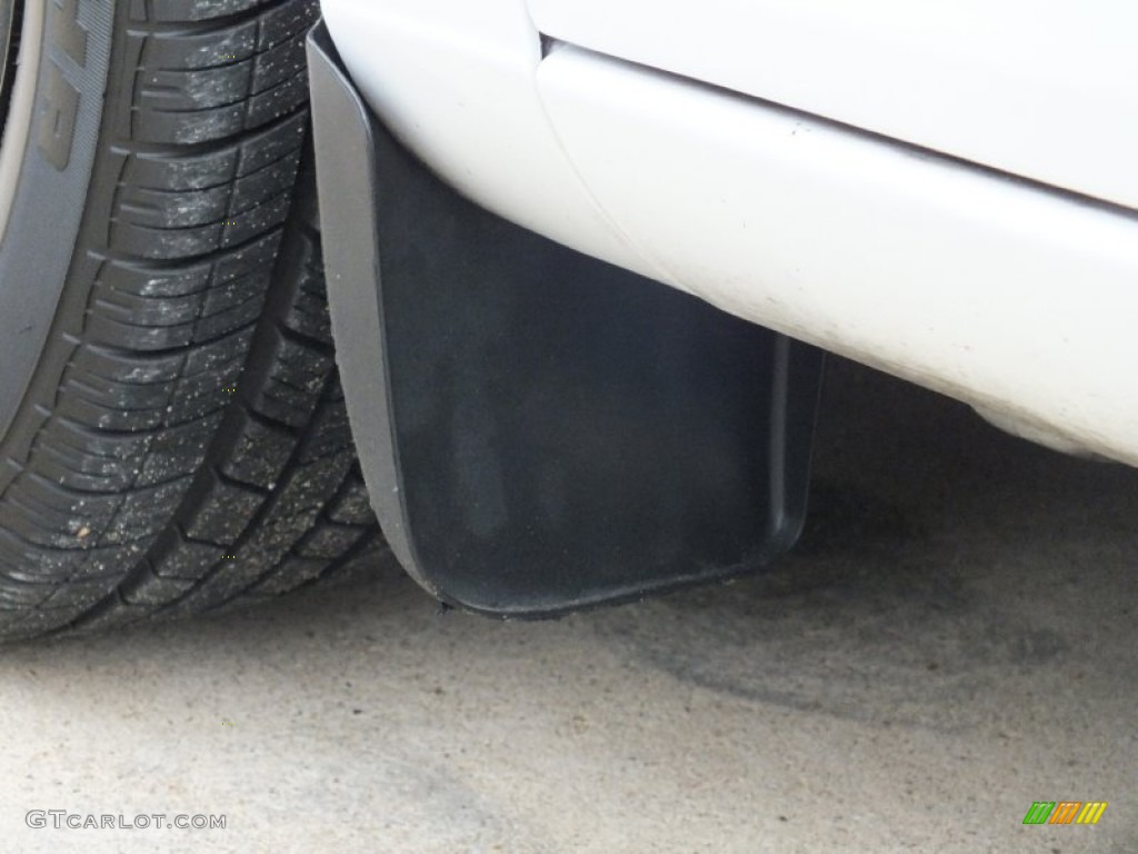 2010 Cobalt LT Sedan - Summit White / Ebony photo #43