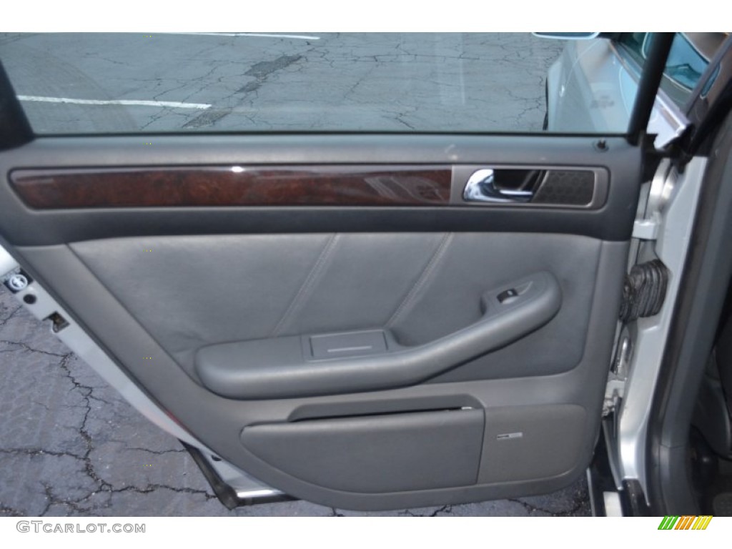 2001 Audi A6 2.7T quattro Sedan Tungsten Grey Door Panel Photo #61703546