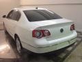 Candy White - Passat Komfort Sedan Photo No. 6