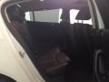 Candy White - Passat Komfort Sedan Photo No. 8