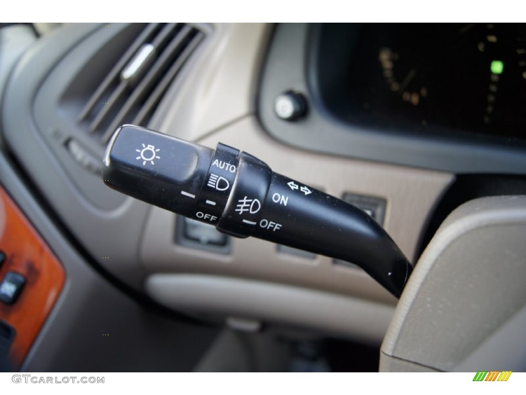 2002 Lexus RX 300 Controls Photo #61704312