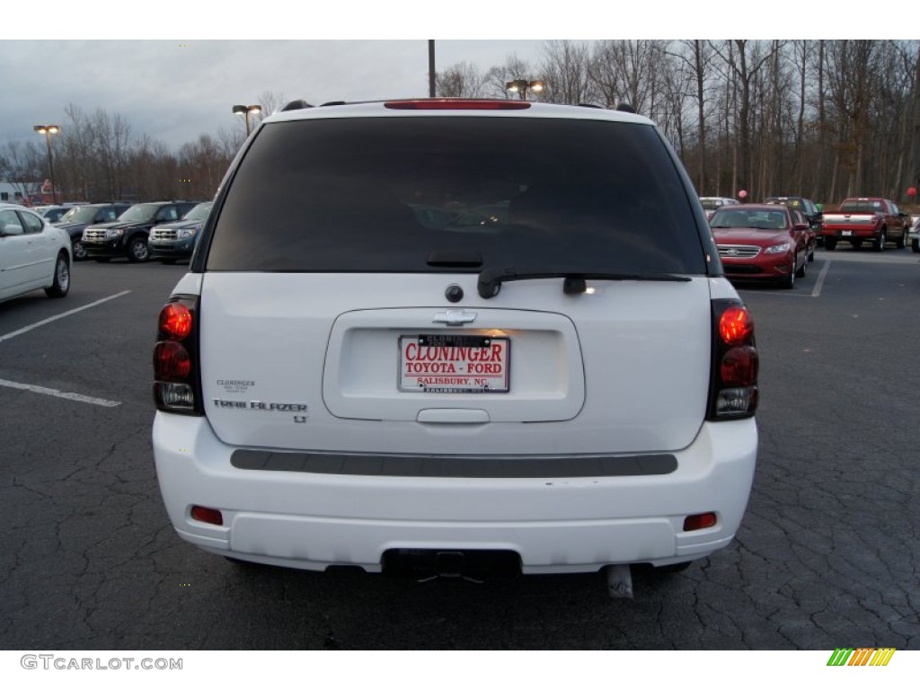 2007 TrailBlazer LT 4x4 - Summit White / Light Gray photo #4