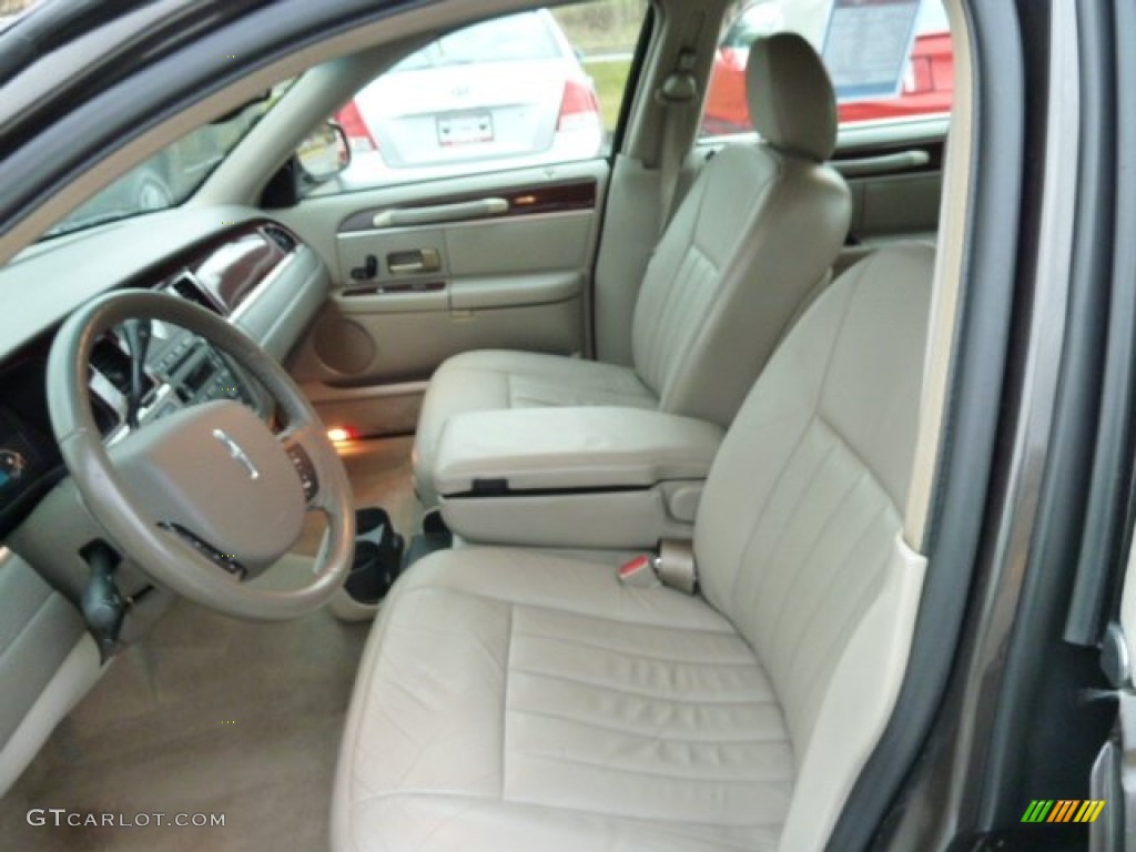 2005 Town Car Signature - Charcoal Beige Metallic / Medium Light Stone/Dark Stone photo #8