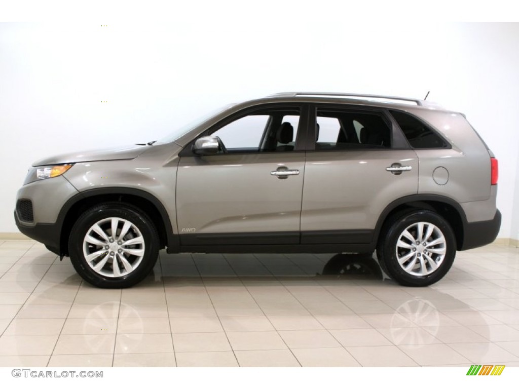 2011 Sorento LX V6 AWD - Titanium Silver / Black photo #4