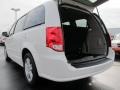 Stone White - Grand Caravan Crew Photo No. 8