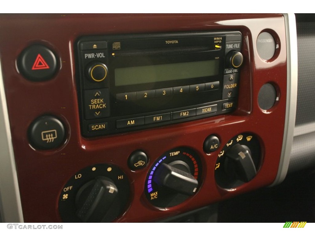2008 Toyota FJ Cruiser 4WD Audio System Photo #61708389