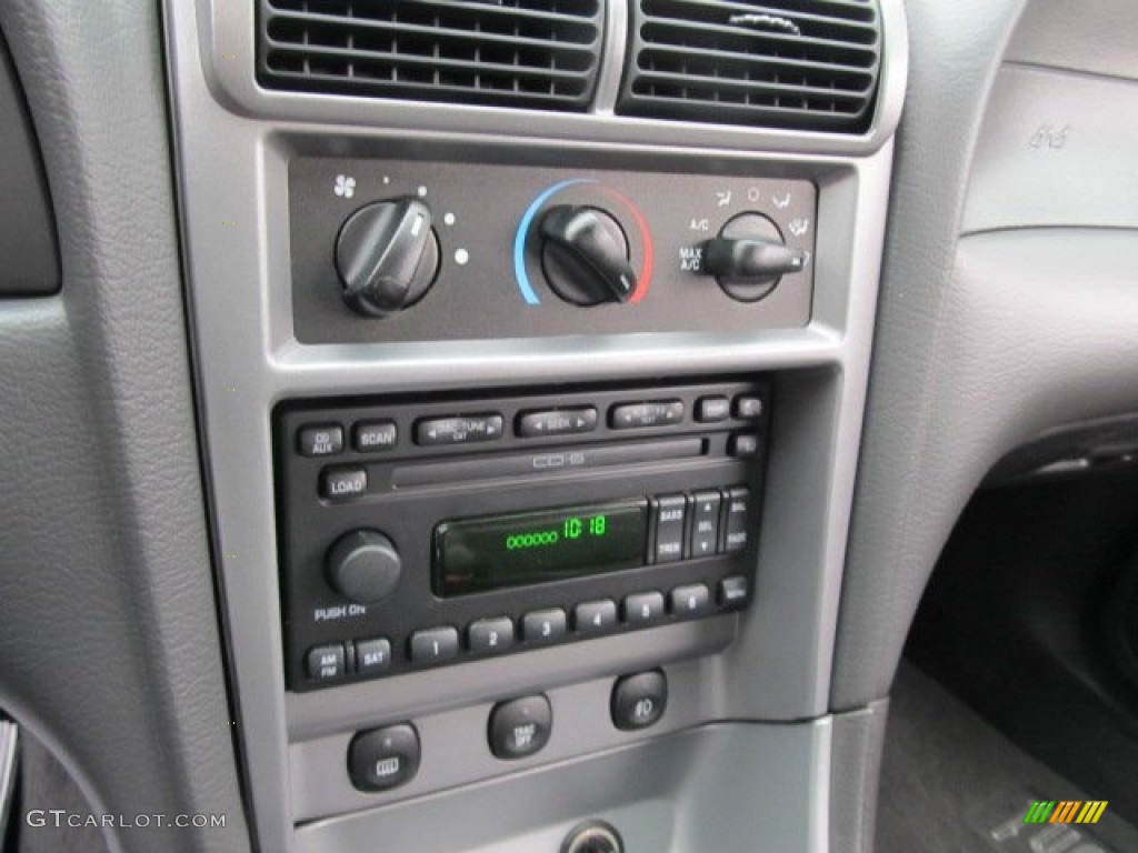 2004 Ford Mustang Mach 1 Coupe Controls Photo #61708554