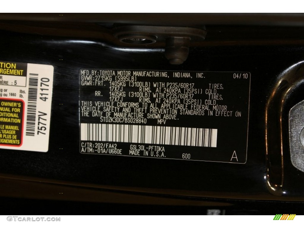 2011 Sienna V6 - Black / Bisque photo #26
