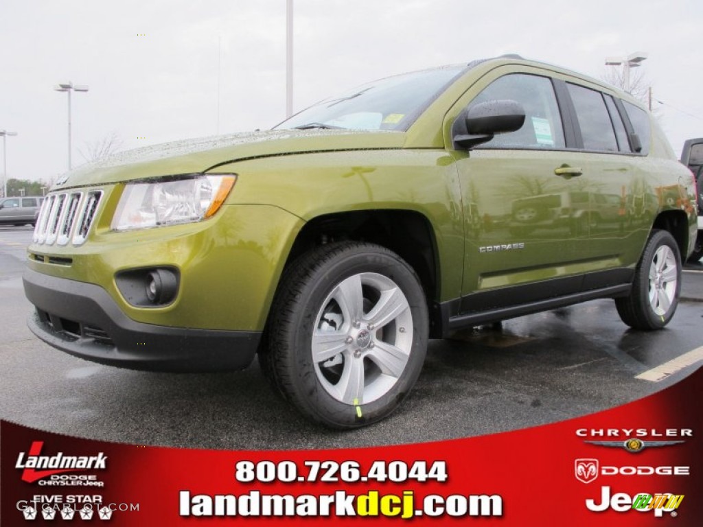 2012 Compass Sport - Rescue Green Metallic / Dark Slate Gray photo #1