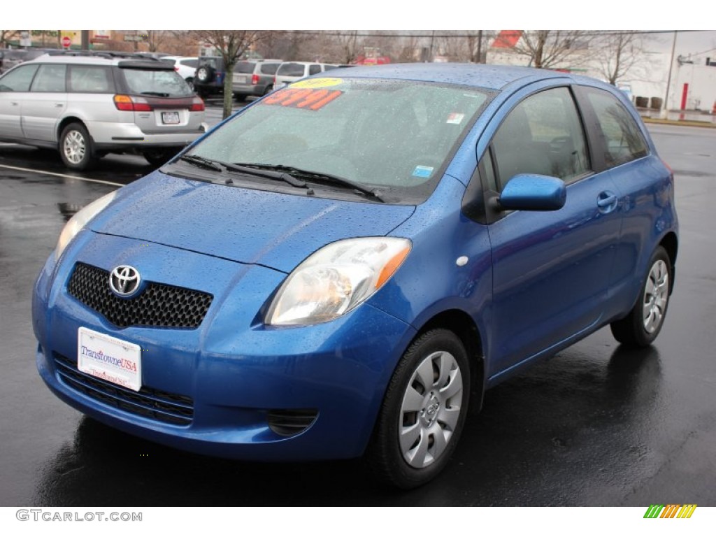2007 Yaris 3 Door Liftback - Blazing Blue Metallic / Dark Charcoal photo #1