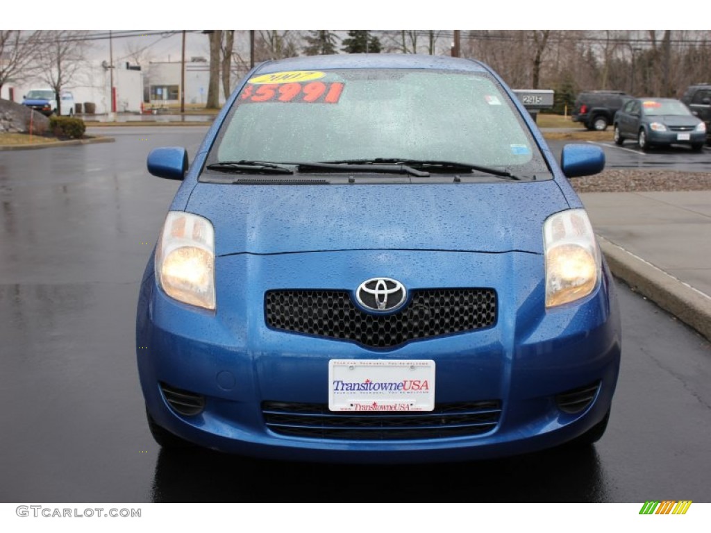 2007 Yaris 3 Door Liftback - Blazing Blue Metallic / Dark Charcoal photo #16