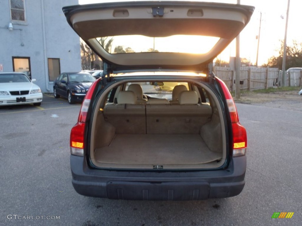 2002 V70 2.4T XC AWD Wagon - Cypress Green Metallic / Taupe/Light Taupe photo #11