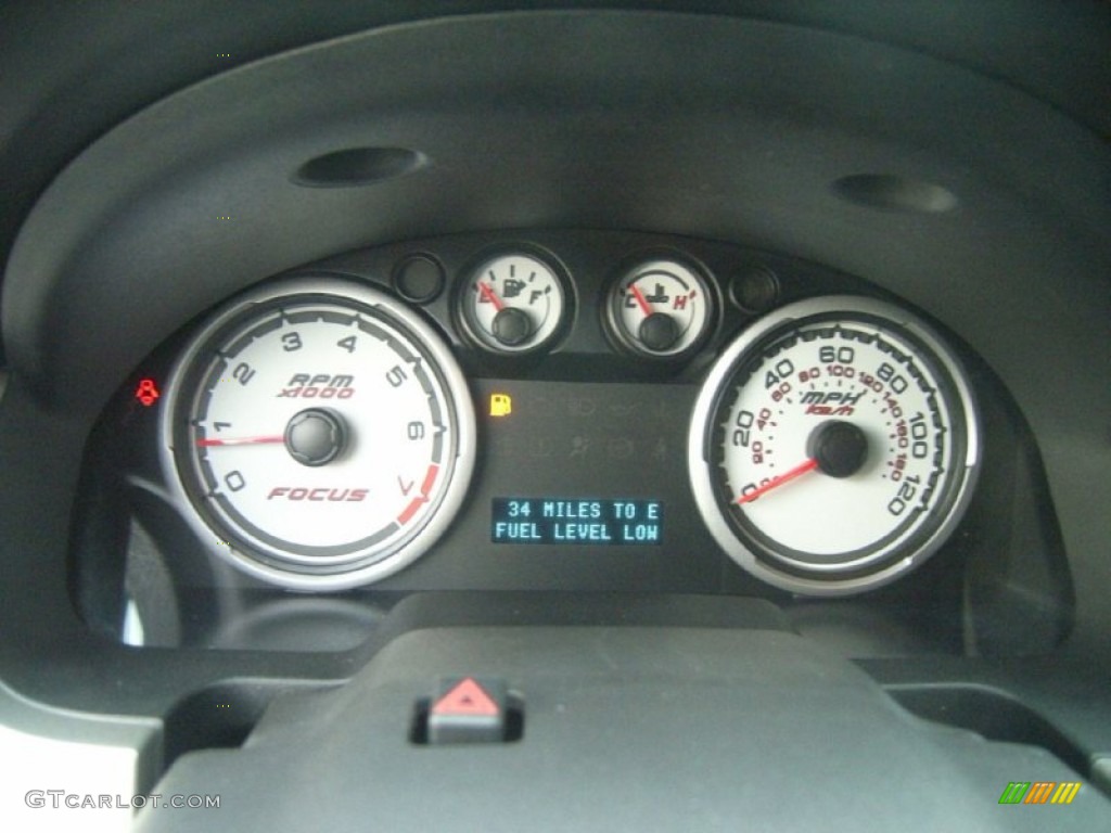 2010 Ford Focus SES Sedan Gauges Photo #61713417