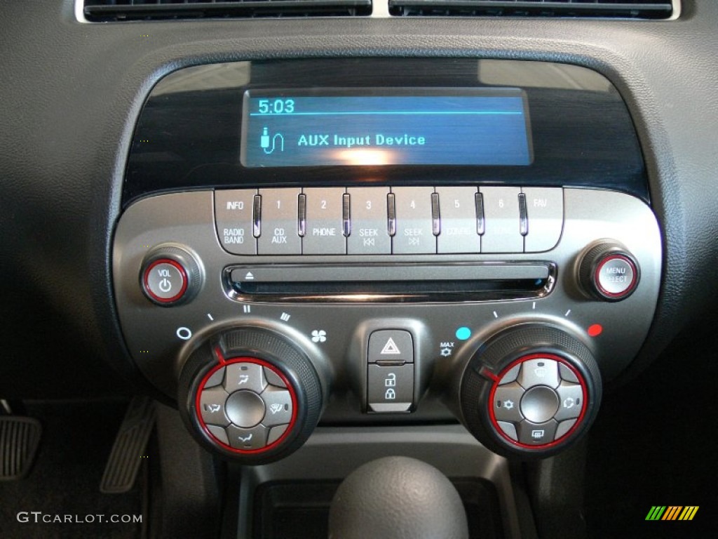 2010 Chevrolet Camaro LT Coupe Audio System Photos