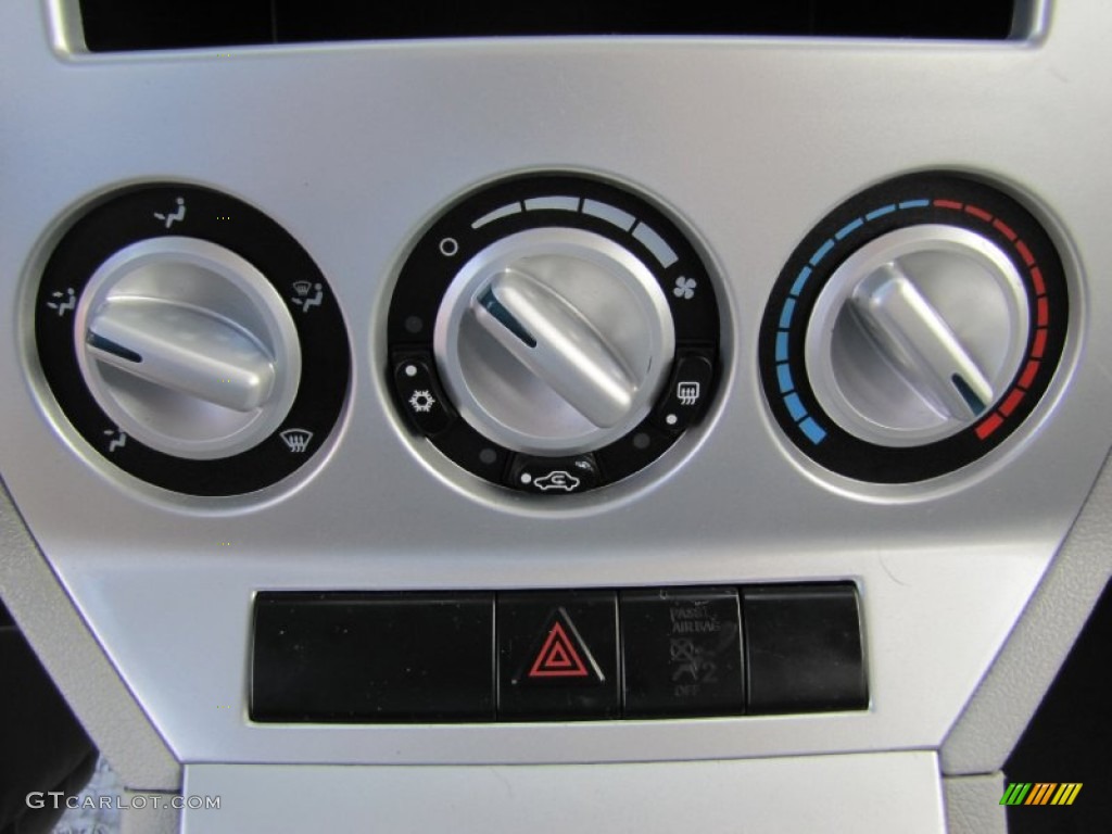 2007 Dodge Caliber SXT Controls Photo #61721376