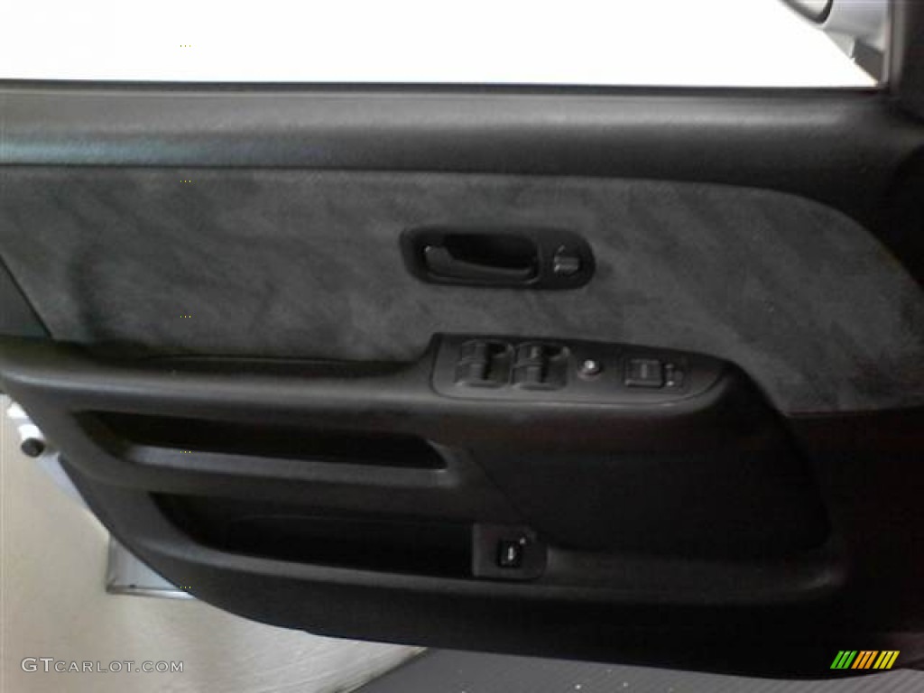 2002 CR-V EX 4WD - Satin Silver Metallic / Black photo #12