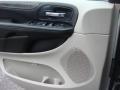 Bright Silver Metallic - Grand Caravan Mainstreet Photo No. 12
