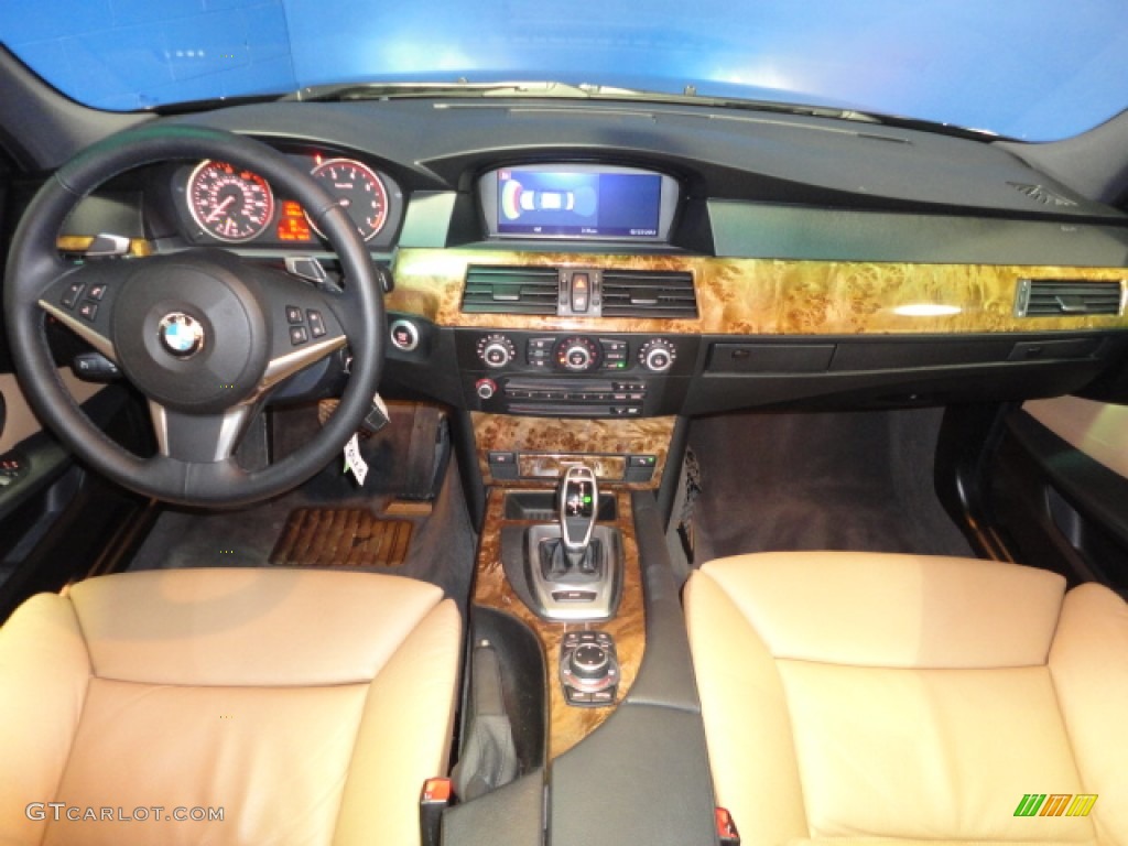 2009 BMW 5 Series 550i Sedan Natural Brown Dakota Leather Dashboard Photo #61734282