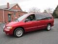 Inferno Red Pearlcoat - Town & Country LX Photo No. 3