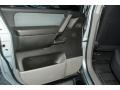 Radiant Silver - Titan SE Crew Cab 4x4 Photo No. 22