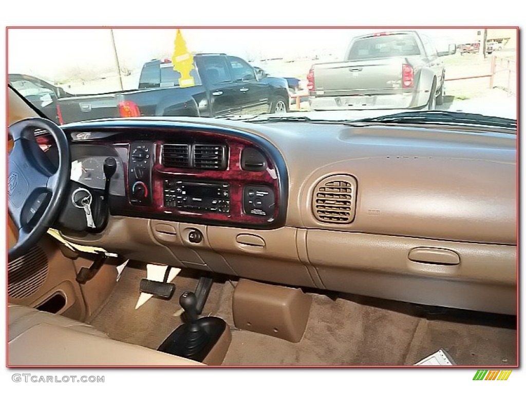 1998 Ram 2500 Laramie Extended Cab 4x4 - Emerald Green / Tan photo #23