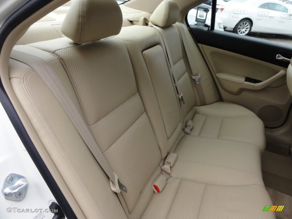 2005 TSX Sedan - Premium White Pearl / Quartz photo #27
