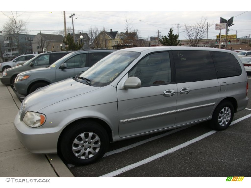 2004 Sedona LX - Diamond Silver / Gray photo #1