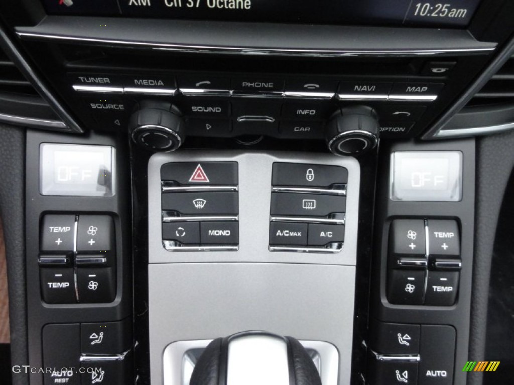 2012 Porsche Panamera 4 Controls Photo #61743841