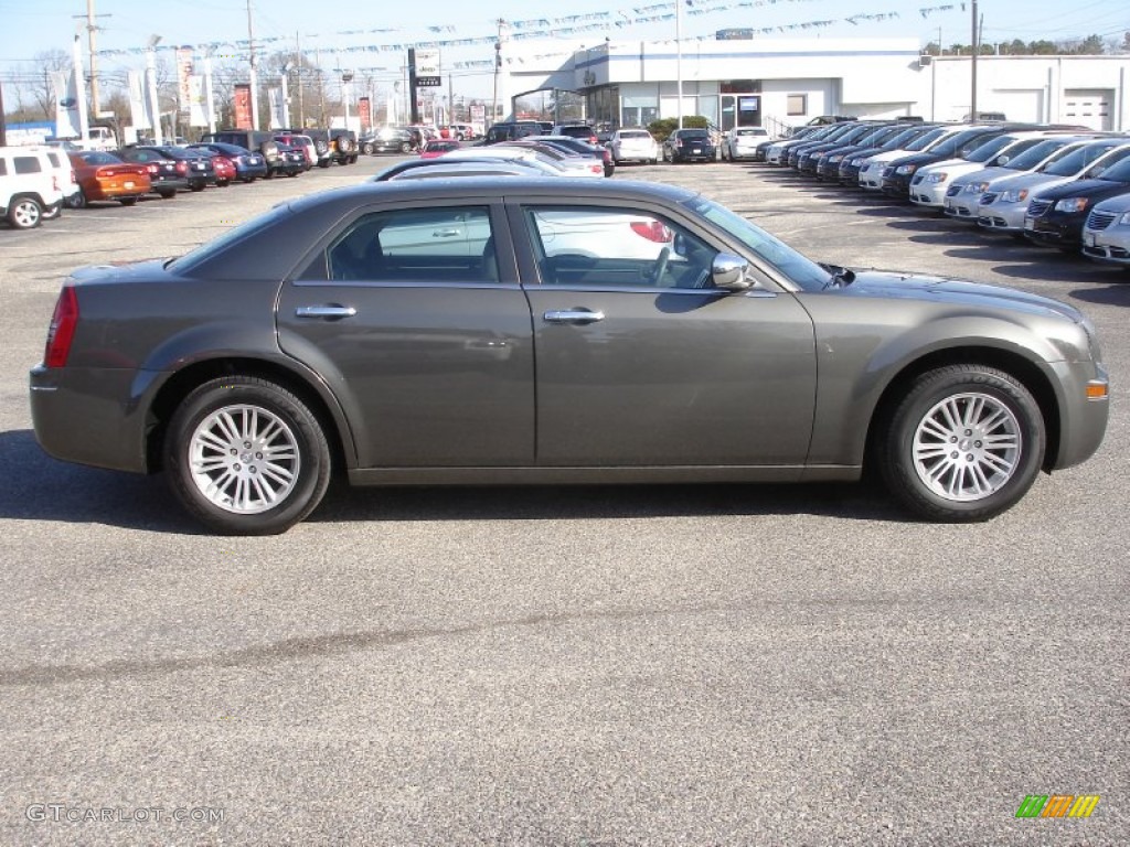 Dark Titanium Metallic 2010 Chrysler 300 Touring Exterior Photo #61744680