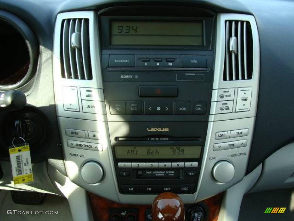 2006 RX 330 AWD - Crystal White Pearl / Light Gray photo #11