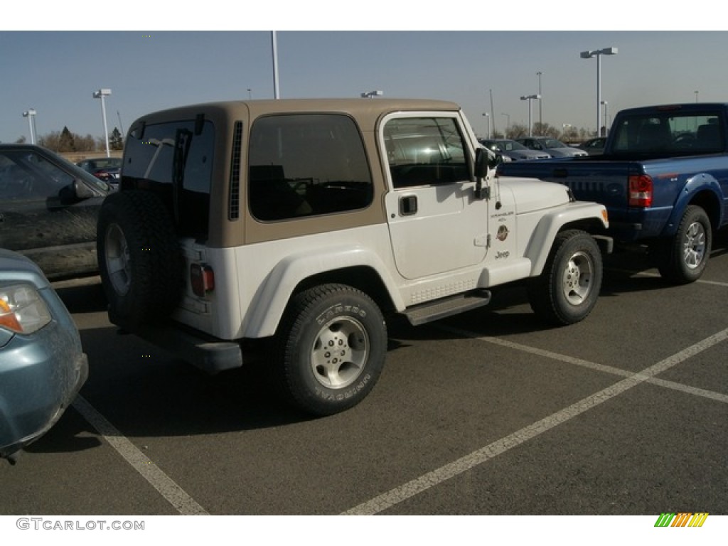 2000 Wrangler Sahara 4x4 - Stone White / Camel photo #2