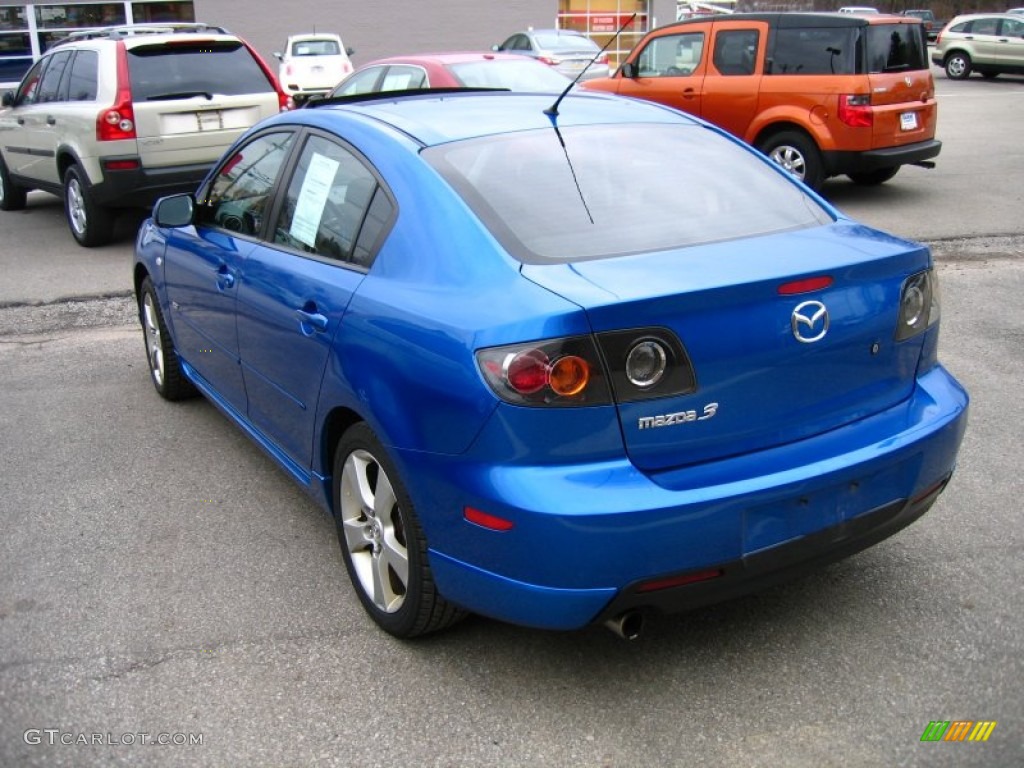 2006 MAZDA3 s Sedan - Winning Blue Metallic / Black/Blue photo #3