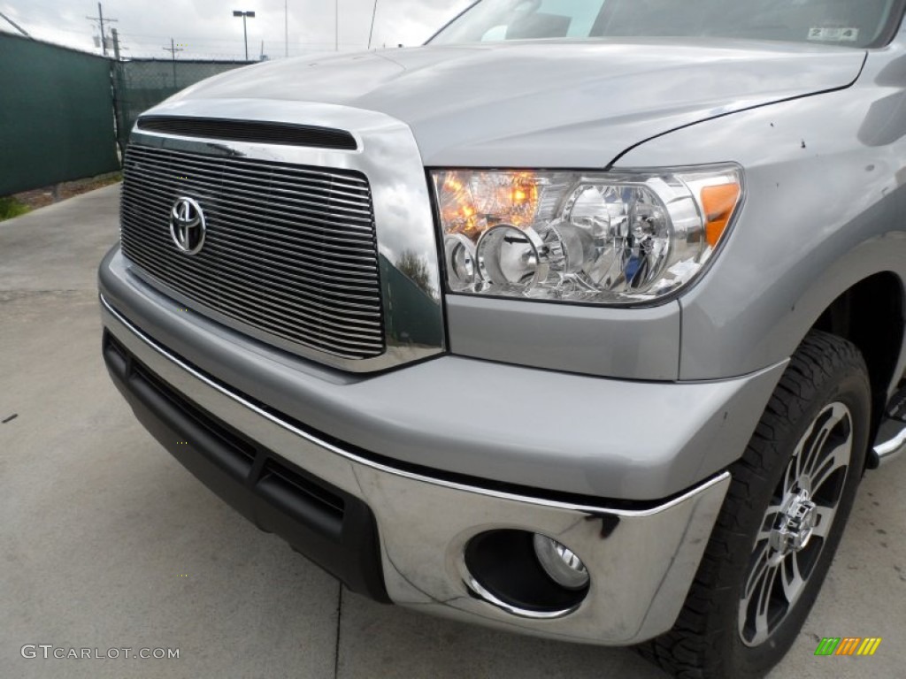 2012 Tundra TSS CrewMax - Silver Sky Metallic / Graphite photo #10