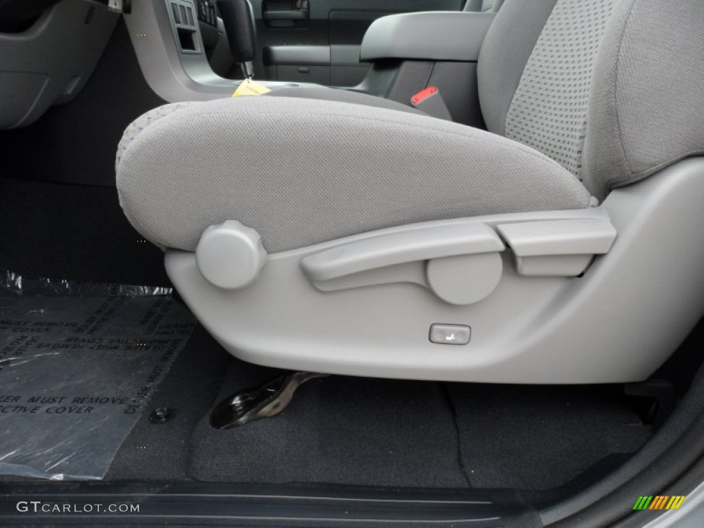 2012 Tundra TSS CrewMax - Silver Sky Metallic / Graphite photo #25