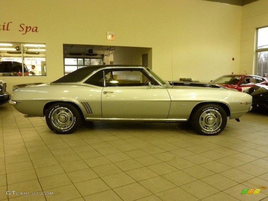 1969 Camaro Z28 Coupe - Silver Metallic / Black photo #15