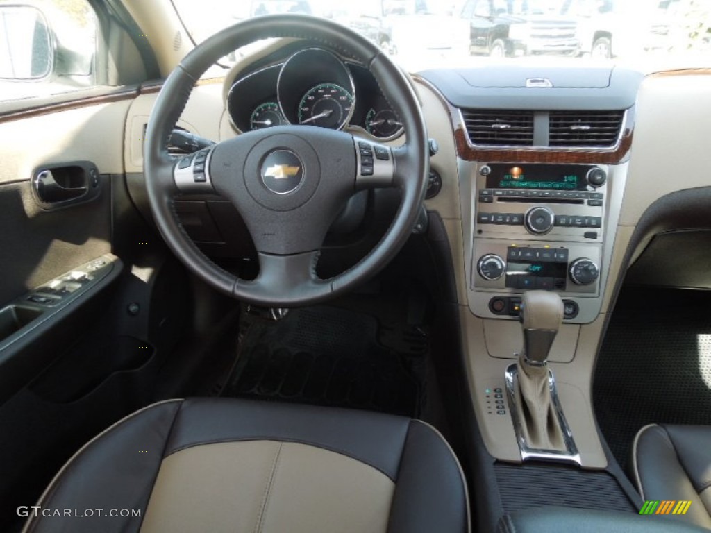 2011 Chevrolet Malibu LTZ Cocoa/Cashmere Dashboard Photo #61754018