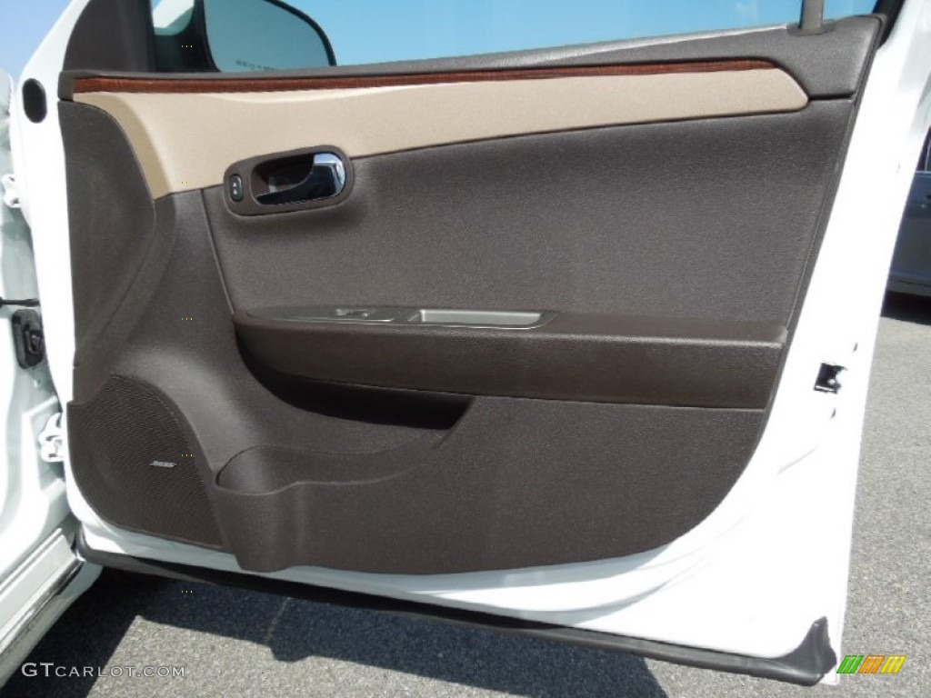 2011 Chevrolet Malibu LTZ Cocoa/Cashmere Door Panel Photo #61754057