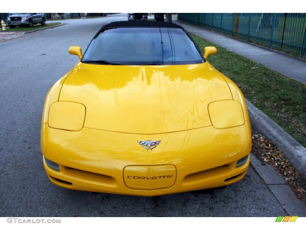 Millenium Yellow 2003 Chevrolet Corvette Convertible Exterior Photo #61754576