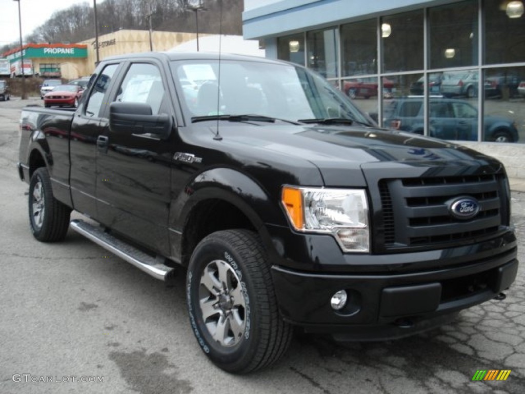Tuxedo Black Metallic 2012 Ford F150 STX SuperCab 4x4 Exterior Photo #61756406